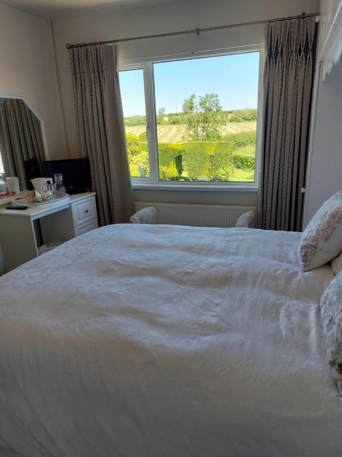 Drom Na Gainne B&B Carrickmore Экстерьер фото